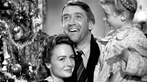 Is a Wonderful Life a Christmas Movie: A Journey Through Time and Emotion